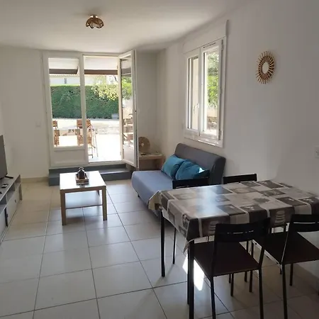 Apartment T2 Terrasse Couverte Proche Pont Du Gard Et Uzes