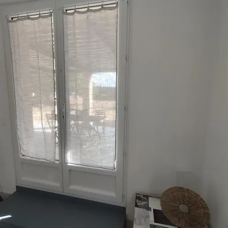 Apartment T2 Terrasse Couverte Proche Pont Du Gard Et Uzes Pouzilhac